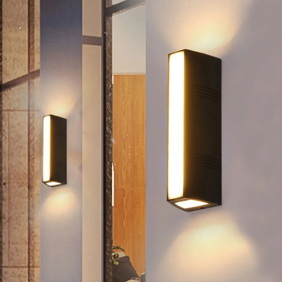 ÉclatSûr - Lumière Murale LED pour Terrasse
